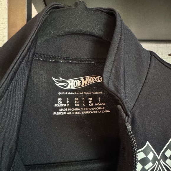 Hot wheels Racing One Piece - Black and Red - Picture 2 of 2